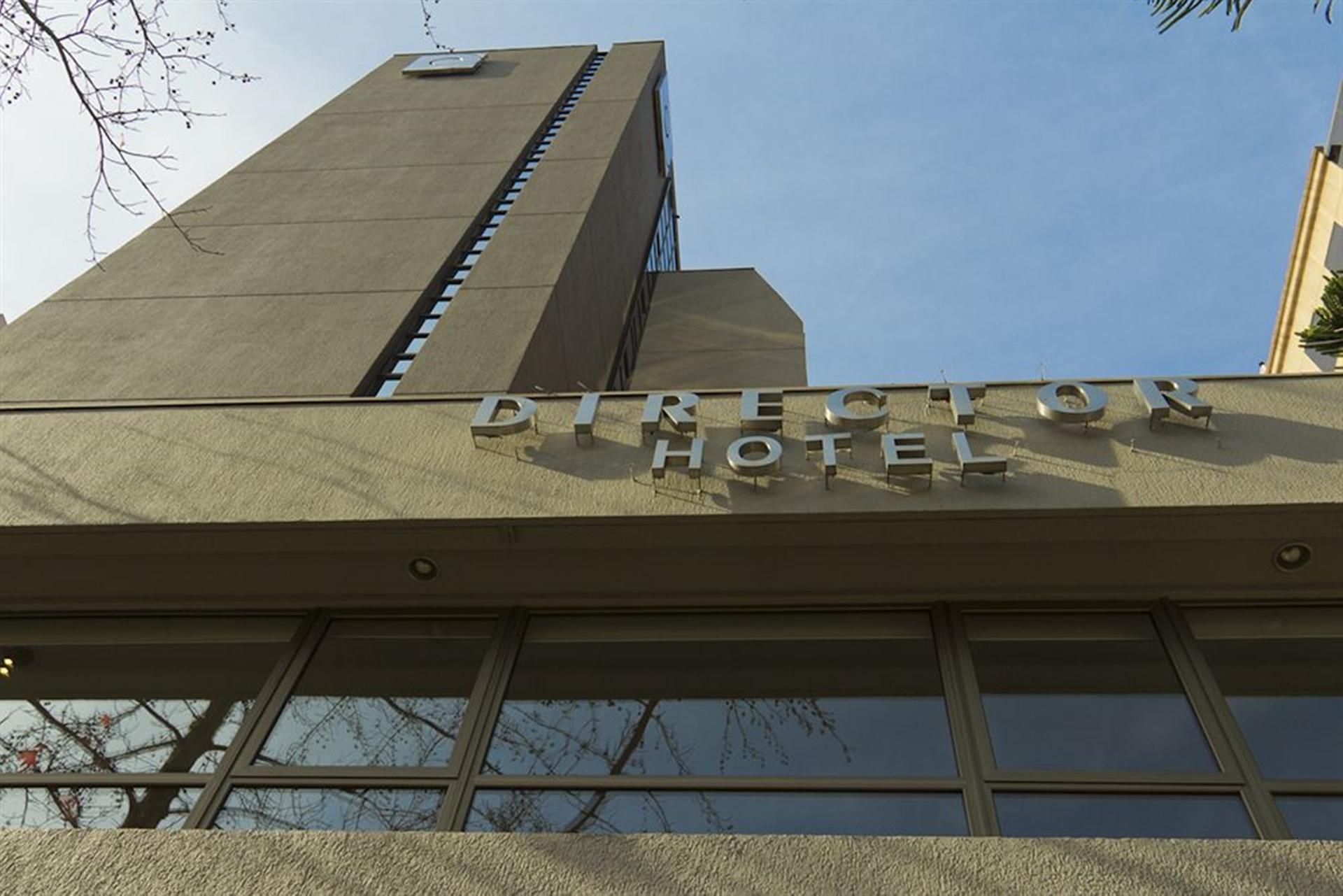 45 By Director Hotel Santiago Exterior photo