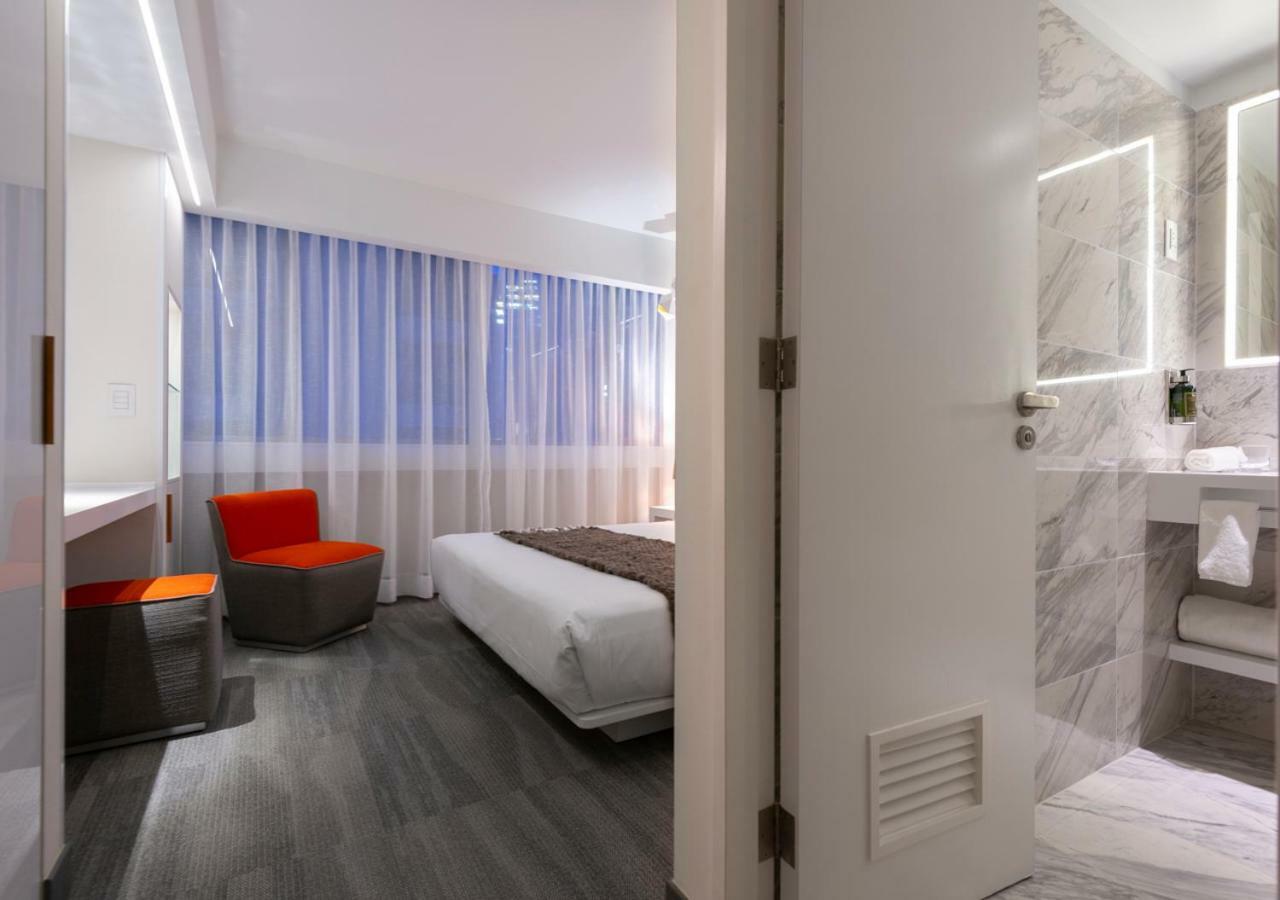 45 By Director Hotel Santiago Exterior photo